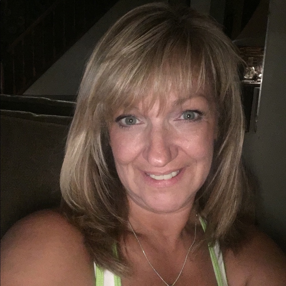 Meet your Posher, Pam